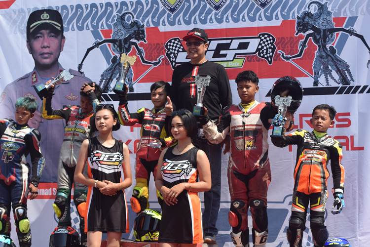 Edrin Ahza Hartge Raih Kemenangan Gemilang di Java Grand Prix 2023
