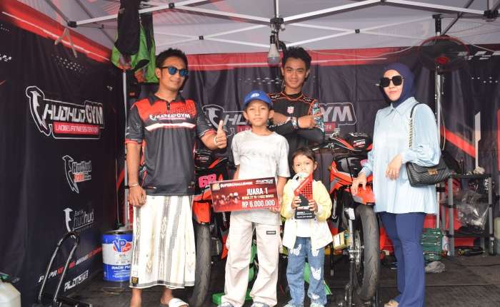 Tim Balap Hud Hud Gym Pekalongan Ukir Prestasi, Ragazzo Kautsar Juara Umum Novice
