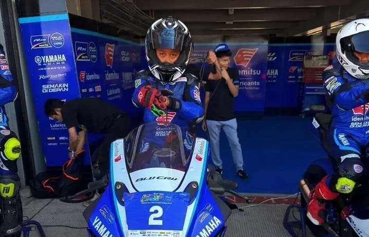 Farel Bintang Raih Podium Ketiga Race 1 Idemitsu BLU CRU Yamaha Sunday Race 2026 di Mandalika